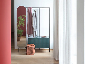 Секционный шкаф для прихожей с зеркалом NOVAMOBILI Easy System 