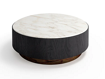 Кофейный стол из массива дерева круглой формы Gallotti&Radice Nori фабрика Gallotti & Radice из Италии