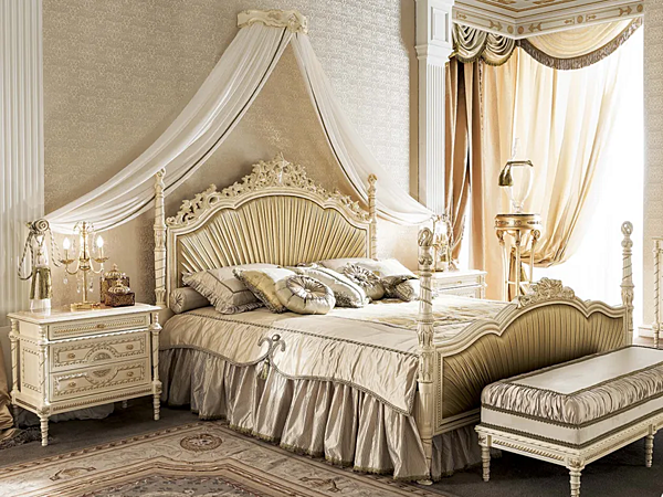 Двуспальная кровать с обитой спинкой MODENESE GASTONE 14214 фабрика MODENESE GASTONE из Италии. Фото №1