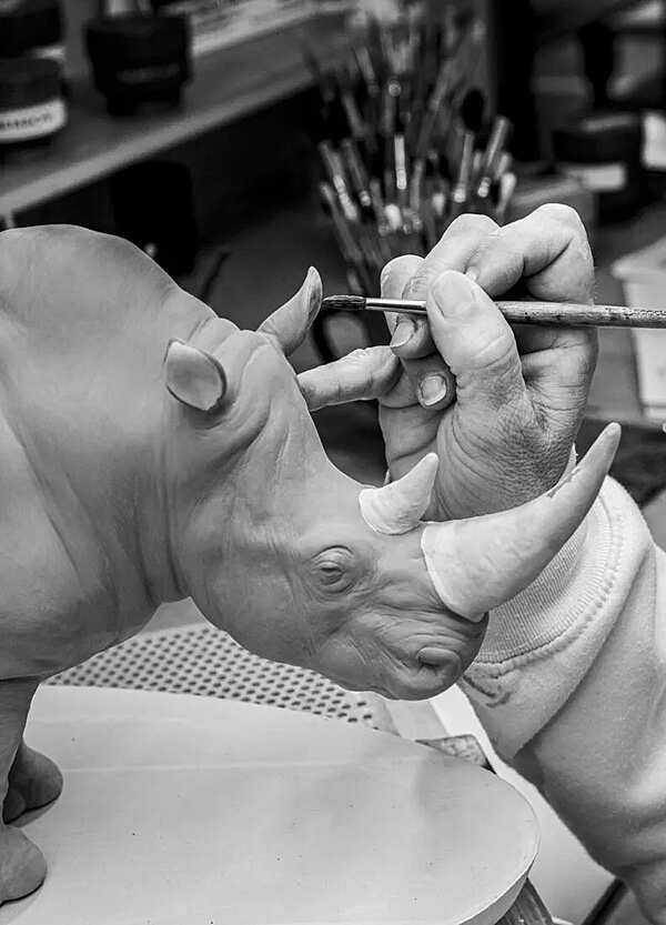Скульптура LLADRO Rhino Sculpture. Black-gold. Limited Edition фабрика LLADRO из Италии. Фото №6