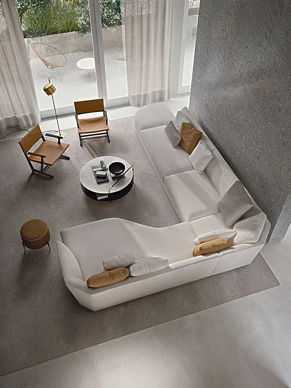 Круглый низкий кофейный столик из дерева Frigerio Kevin 16612 фабрика Frigerio из Италии. Фото №6