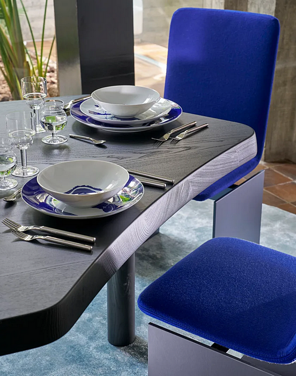 Деревянный стол из массива CASSINA Montparnasse фабрика CASSINA из Италии. Фото №4