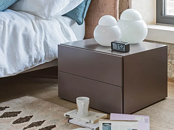 Прикроватная тумбочка с ящиками из дерева NOVAMOBILI Easy System