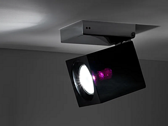 Регулируемый потолочный светильник из металла Fabbian Cubetto фабрика Fabbian из Италии