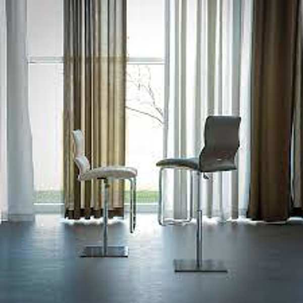 Барный стул CATTELAN ITALIA Alessio Bassan VICTOR фабрика CATTELAN ITALIA из Италии. Фото №4