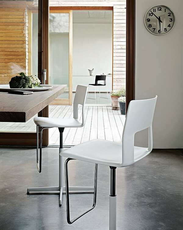 Стул DESALTO Kobe - chair with tubular frame фабрика DESALTO из Италии. Фото №6