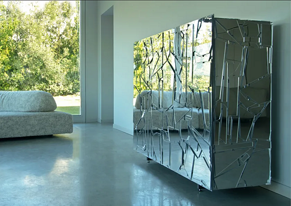 Стеклянный боковой шкаф с дверцами Эдра SCRIGNO фабрика EDRA из Италии. Фото №10