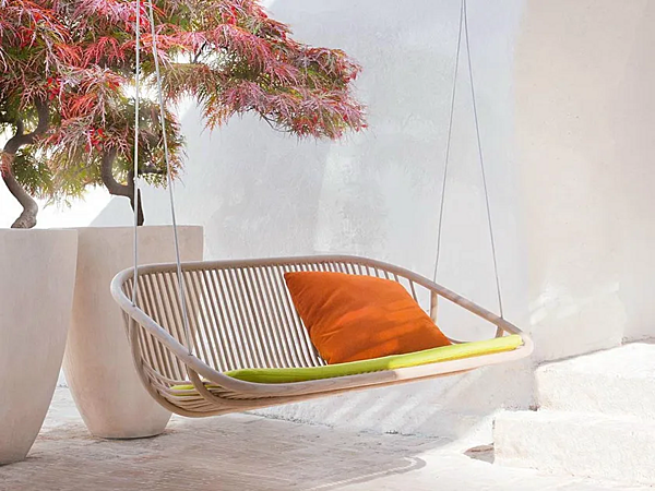 Деревянное садовое кресло-качалка PAOLA LENTI Swing B65B фабрика PAOLA LENTI из Италии. Фото №2