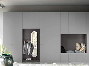 Секционный шкаф из дерева NOVAMOBILI ALFA фабрика NOVAMOBILI из Италии