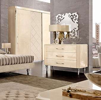 Итальянский комод BENEDETTI MOBILI COMO’ 2 фабрика BENEDETTI MOBILI из Италии