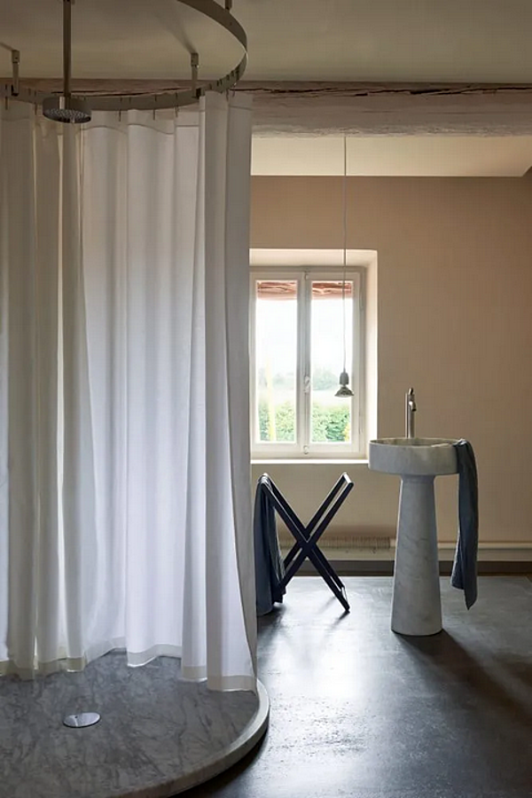 Настенный деревянный вешалка для полотенец AGAPE X Towel Rack фабрика Agape из Италии. Фото №2