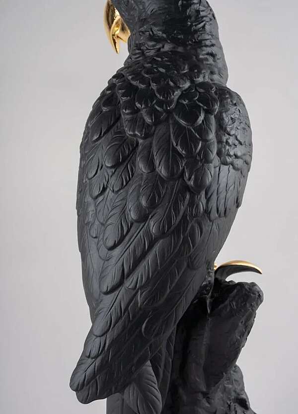 Скульптура LLADRO Macaw Bird Sculpture. Black-Gold. Limited Edition фабрика LLADRO из Италии. Фото №2