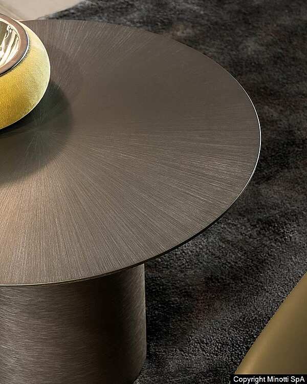 Журнальный стол MINOTTI Tokie  фабрика Minotti из Италии. Фото №3