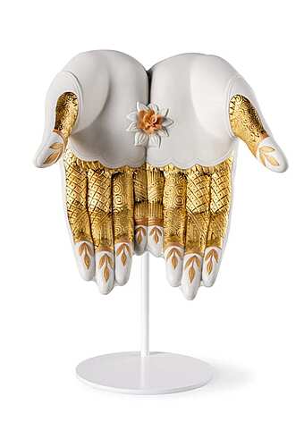 Скульптура LLADRO Abundance Mudra Sculpture фабрика LLADRO из Италии