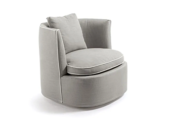 Кресло с обитой спинкой из ткани Frigerio Bessie 11500