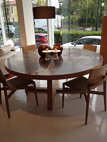 Molteni & C. Where