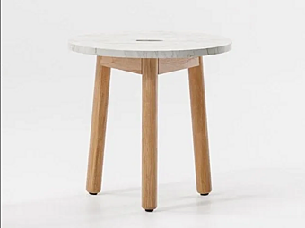 Низкий круглый кофейный стол из мрамора KETTAL RIVA фабрика KETTAL из Италии
