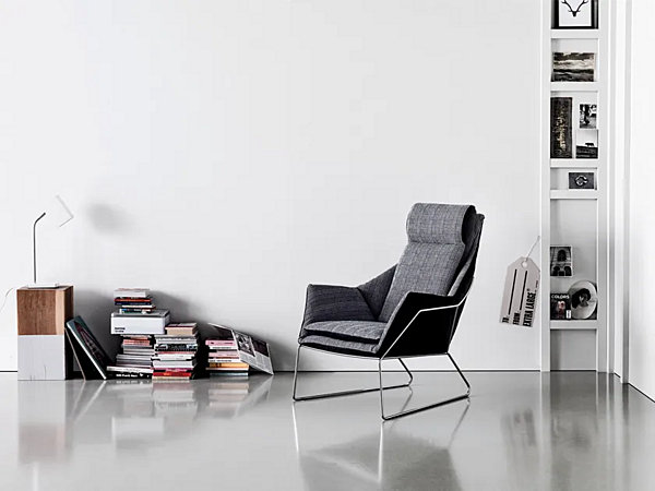 Кресло с мягкой спинкой из ткани SABA New York Bergere 2151 фабрика SABA из Италии. Фото №8