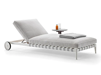 Шезлонг с тканевой обивкой и колесами FLEXFORM ATLANTE фабрика FLEXFORM из Италии
