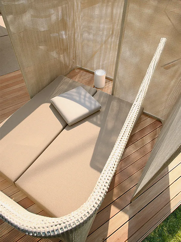 Садовая перегородка из материала PAOLA LENTI Abri CA04DS фабрика PAOLA LENTI из Италии. Фото №4