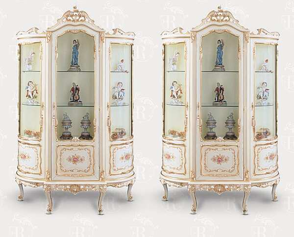 Витрина из массива дерева FRATELLI RADICE 121 фабрика FRATELLI RADICE из Италии. Фото №1