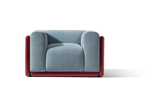 Кресло с подлокотниками из ткани CASSINA Cornaro фабрика CASSINA из Италии. Фото №1