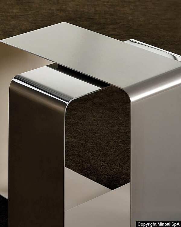Журнальный стол MINOTTI Nastro  фабрика Minotti из Италии. Фото №5