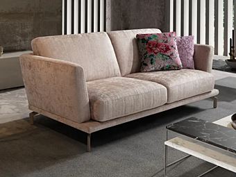 Диван на двоих с мягкой спинкой из ткани MitoHome Loris фабрика MitoHome из Италии