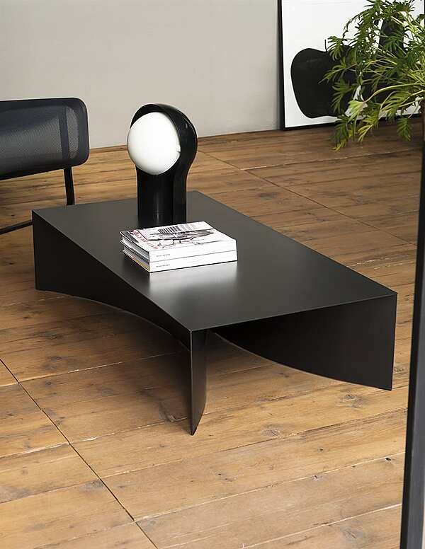 Стол журнальный DESALTO Void - small table 616 фабрика DESALTO из Италии. Фото №8