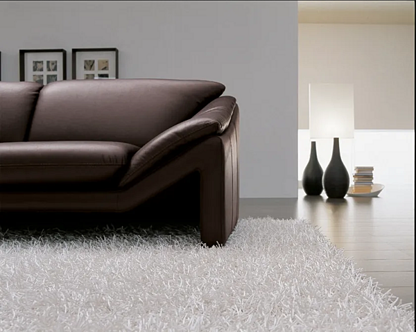 Диван на два места с обитой спинкой из ткани MitoHome Noctua фабрика MitoHome из Италии. Фото №2