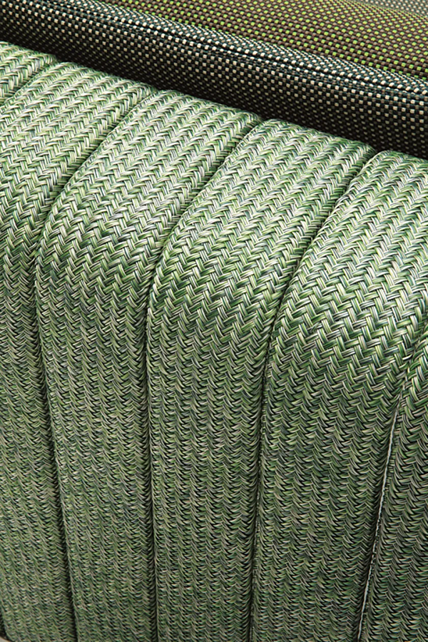 Диван с обитой спинкой на четыре места из ткани PAOLA LENTI Frame B18SS/B18SC/B18SD фабрика PAOLA LENTI из Италии. Фото №3