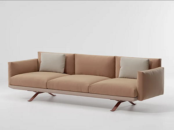 Диван с обитой спинкой на три места ткань BOMA KETTAL KS2500300 фабрика KETTAL из Италии. Фото №1