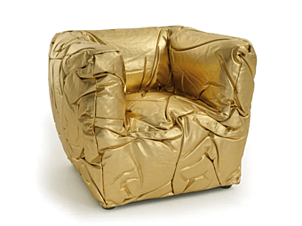 Кресло с подлокотниками из кожи с мягкой спинкой Edra Sponge SPG010